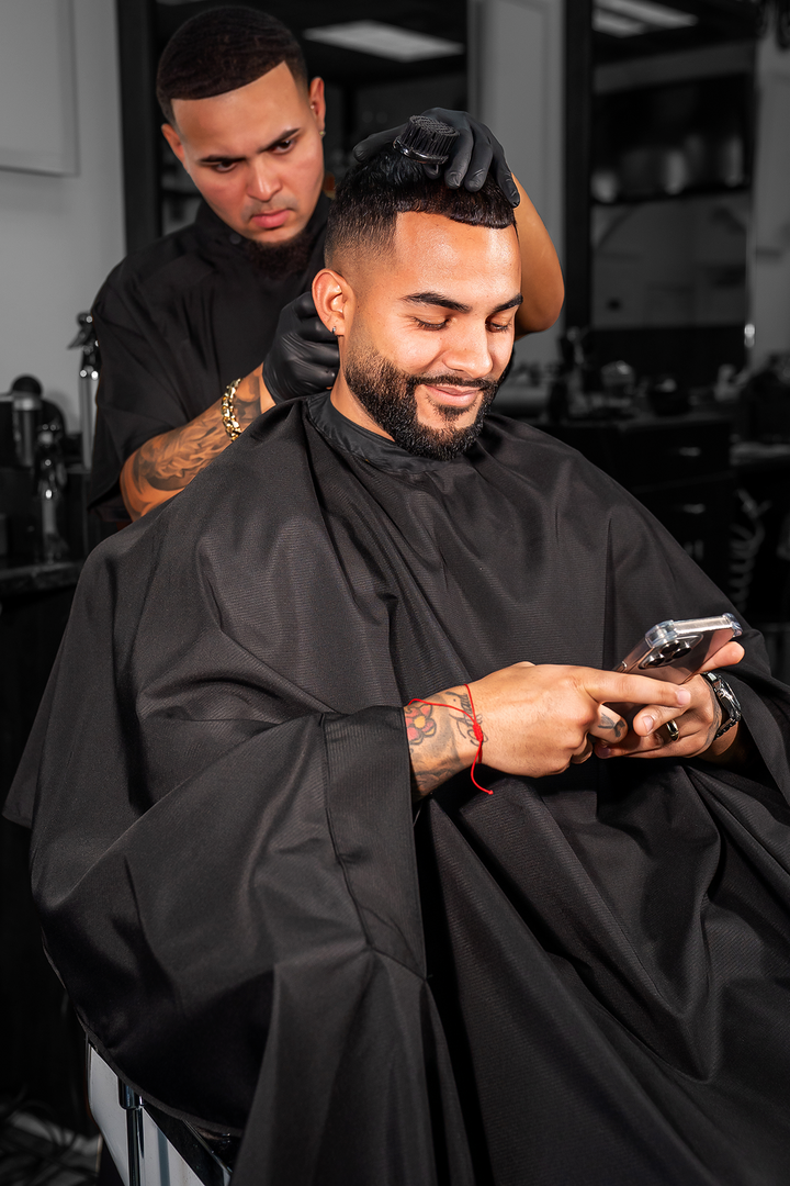 The Hands Free Barber Cape - Solid Black