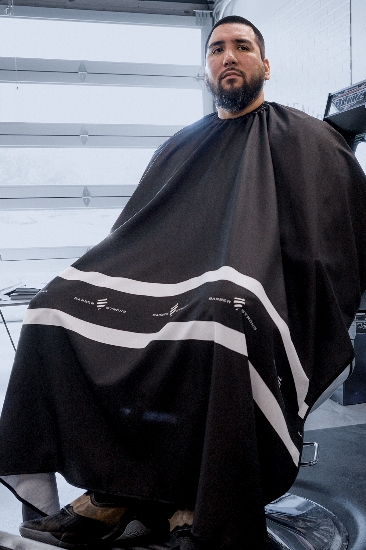  Barber Strong The Barber Cape Haircut Cover for Men